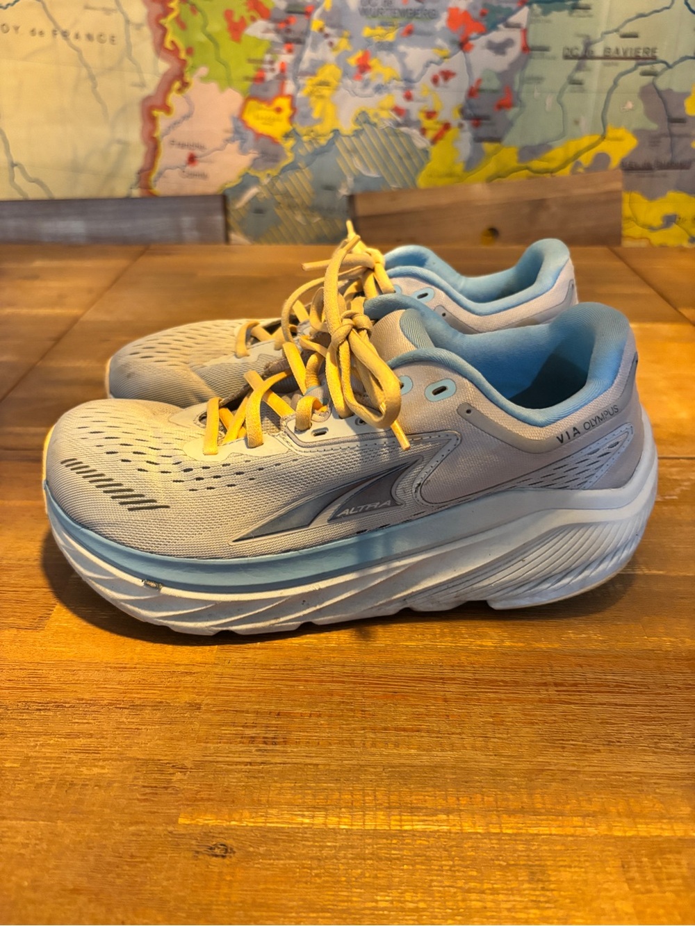 Altra via Olympus Women's Light Blue Running Shoes with Yellow Laces